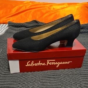 Salvatore Ferragamo Black Heeled Pumps - Made in Italy 799 Retail Like New!